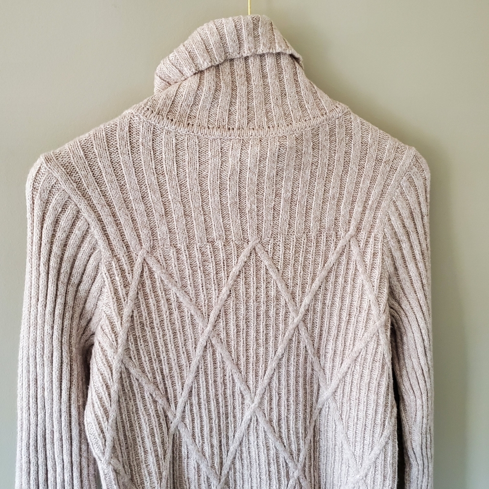 NWOT Hollister L Cabincore Coastal Neutral Cozy Cable Knit Turtleneck Sweater - Picture 9 of 11